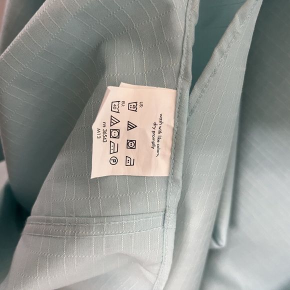 Calvin Klein Infinite Non-Iron Slim Fit Blue 16 1/2 32/33 Large Mens Dress Shirt - Picture 5 of 9